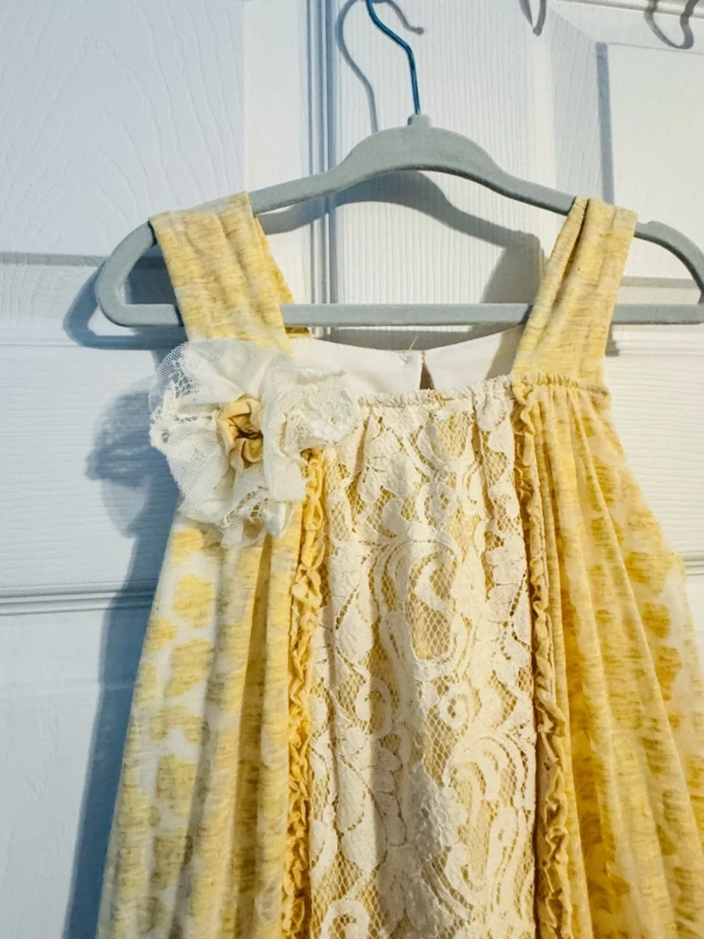 Isobella & Chloe Cream and Yellow Lace Ruffle Sundress
